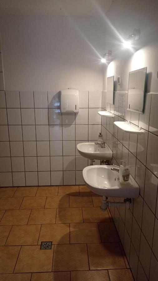 Wagony Sypialne W Muzeum Kolejnictwa Jaworzyna Slaska Exterior foto